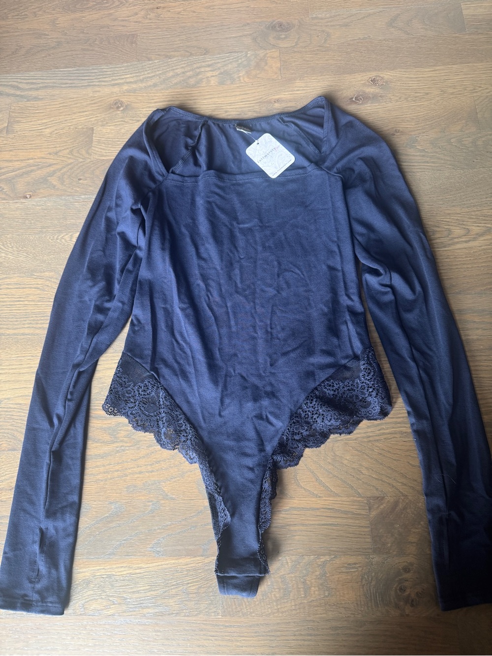 Free People So Fine with Lace Winslow Body - Only Hearts - Picture 2 of 7
